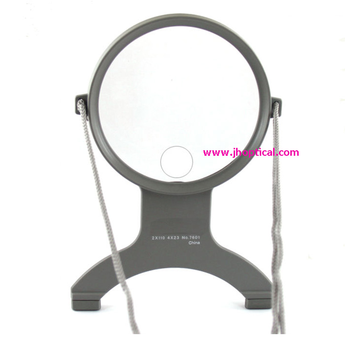 Hang neck type magnifiers
