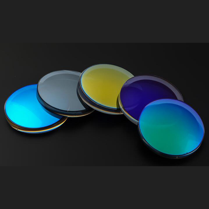Tinted sun lenses with degree